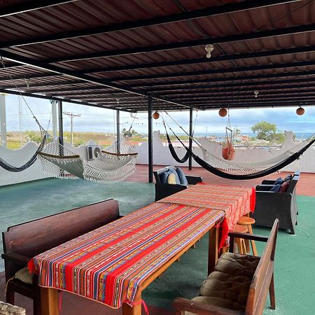 Hostal Cattleya Puerto Baquerizo Moreno Exteriör bild