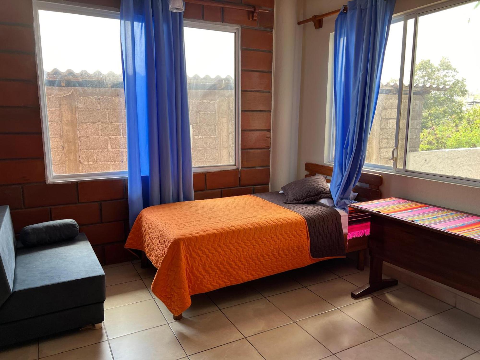 Hostal Cattleya Puerto Baquerizo Moreno Exteriör bild