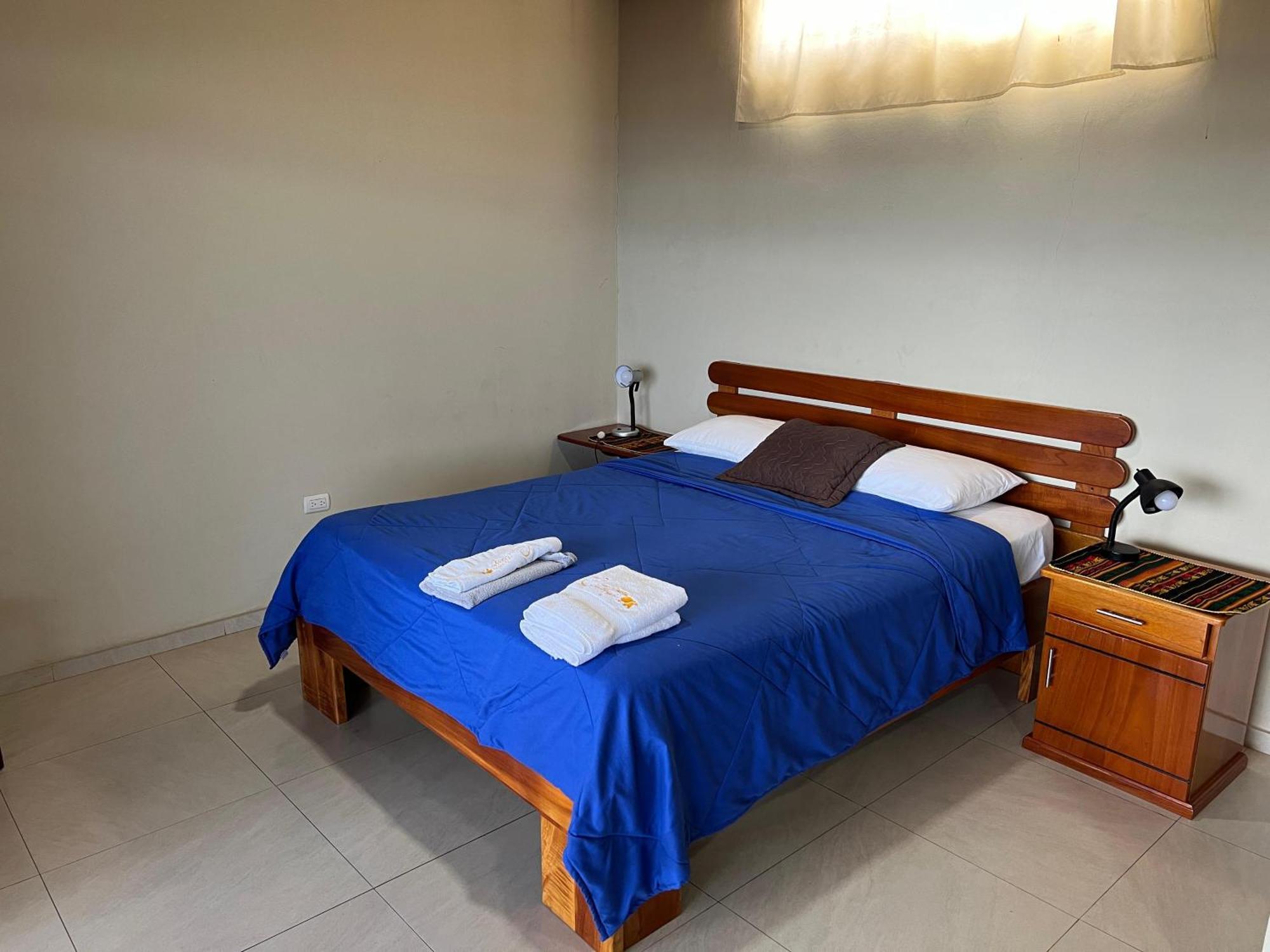 Hostal Cattleya Puerto Baquerizo Moreno Exteriör bild