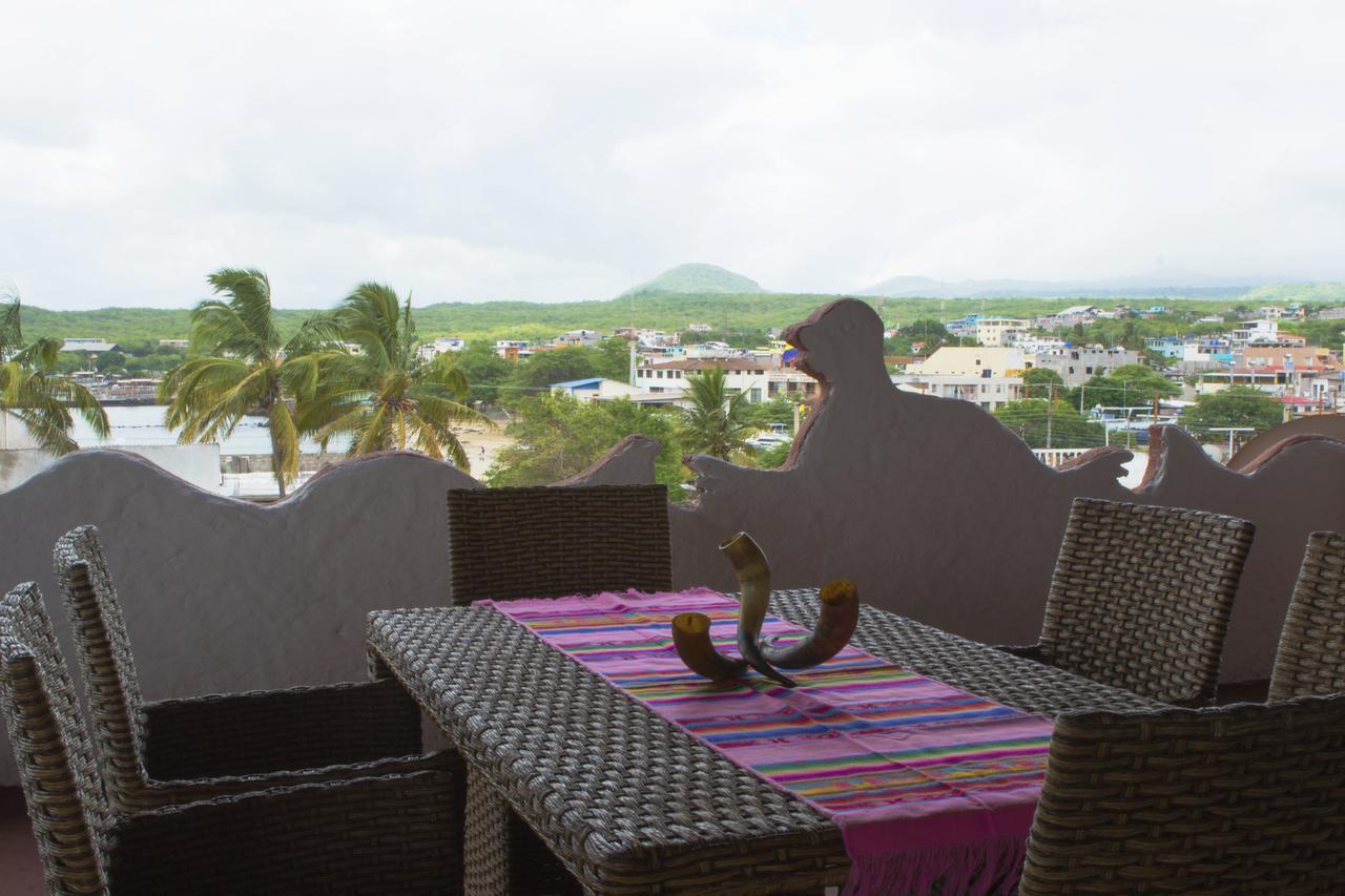 Hostal Cattleya Puerto Baquerizo Moreno Exteriör bild